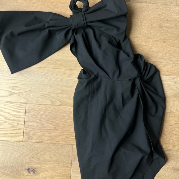 Zara One Shoulder Bow Cocktail Dress, size: S, like new - Picture 2 of 2